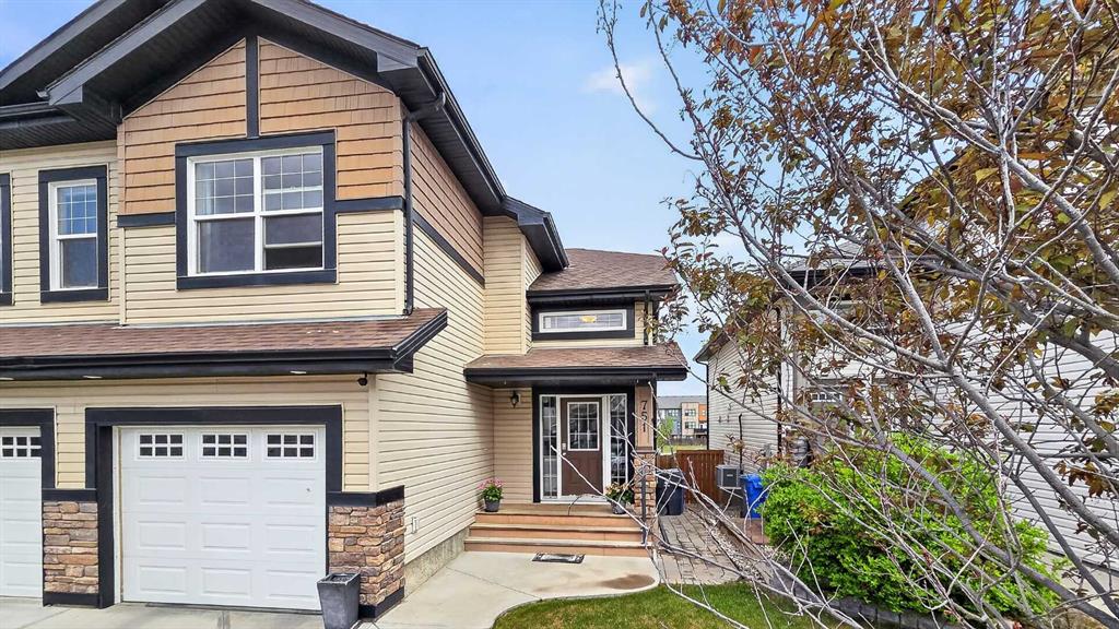 Third View of 751 Silkstone Close W, Copperwood, Lethbridge, Alberta, T1J 4B9