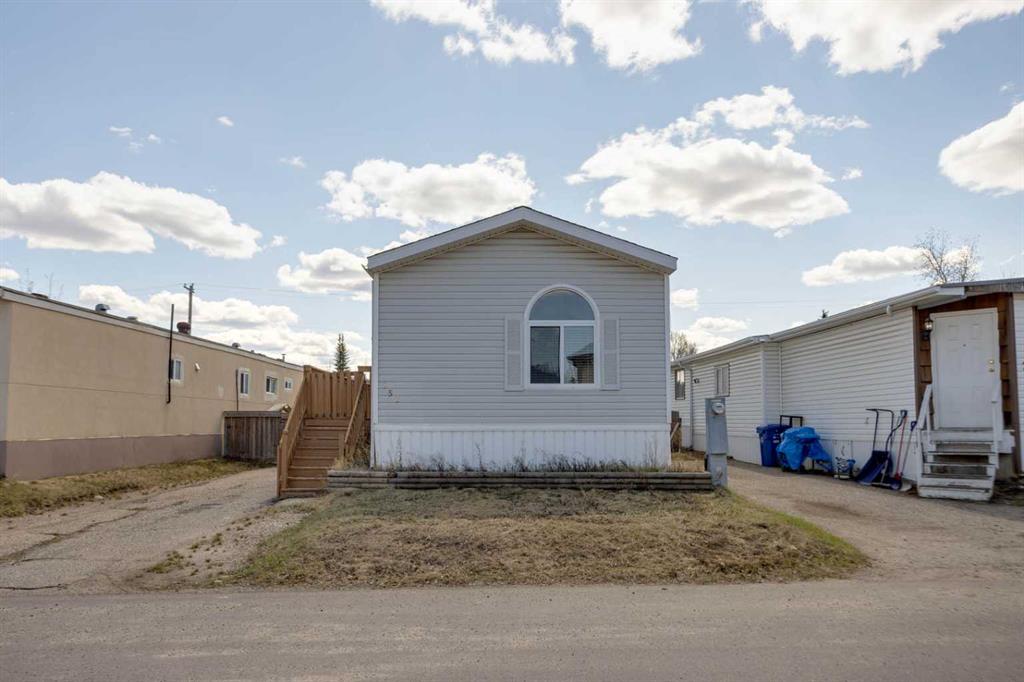 Third View of 252 Grandview Crescent , Gregoire Park, Fort McMurray, Alberta, T9H4X8