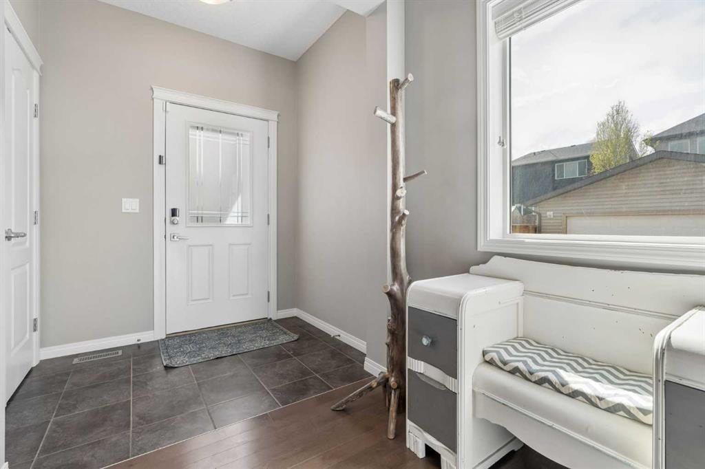 Fourth View of 108 Sage Bank Crescent NW, Sage Hill, Calgary, Alberta, T3R0J2