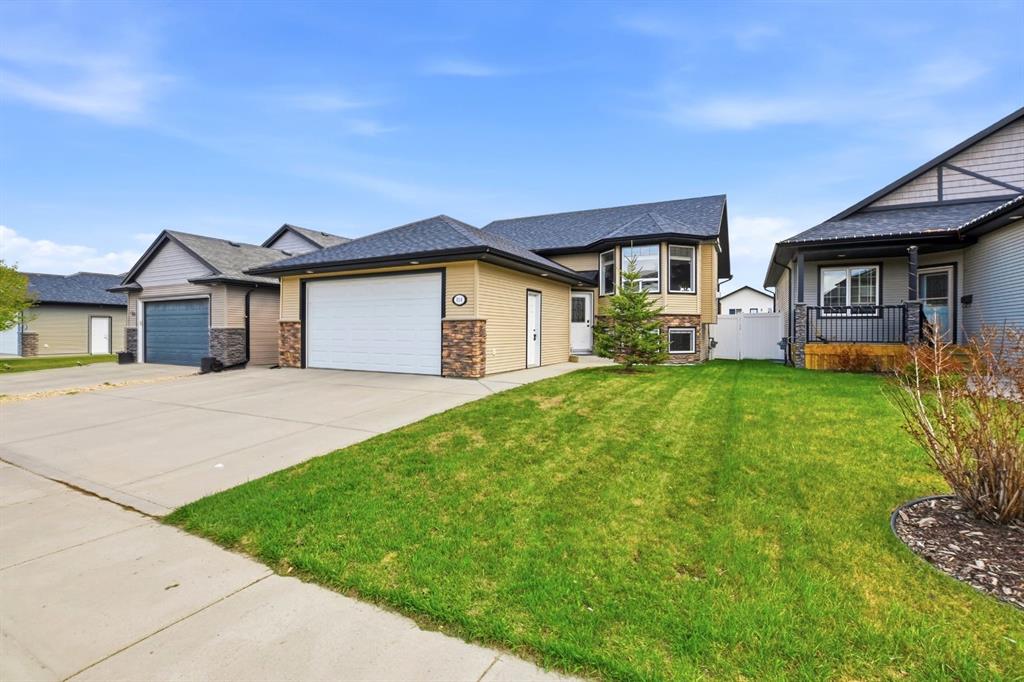 114 Stephenson Crescent , A2313260, Alberta,