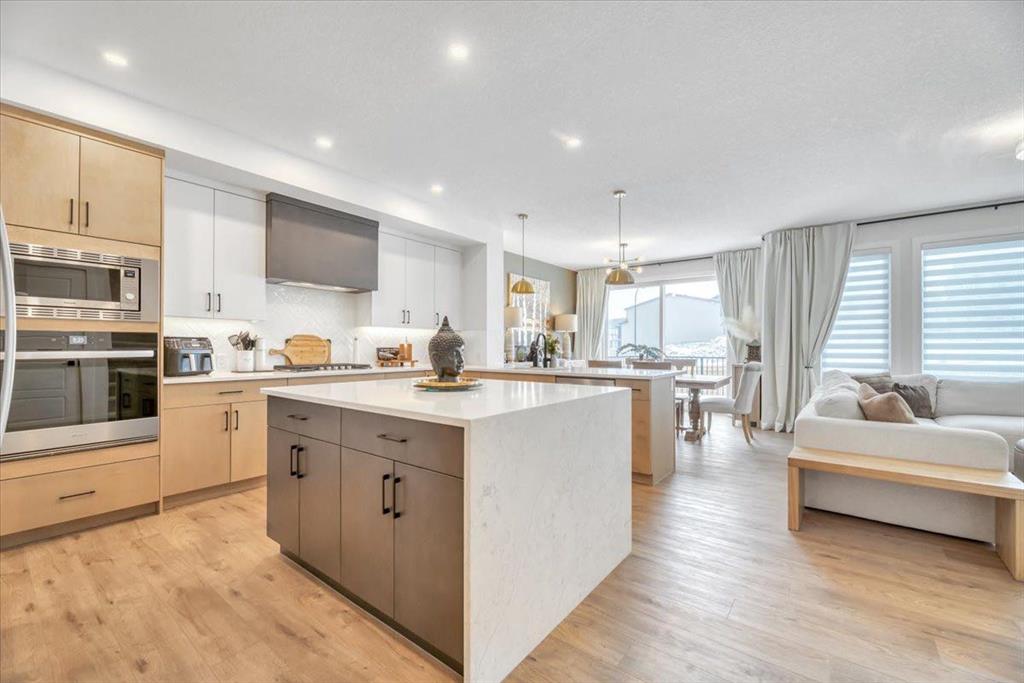 Fifth View of 77 Versant Point SW, Alpine Park, Calgary, Alberta, T2Z 0Z5