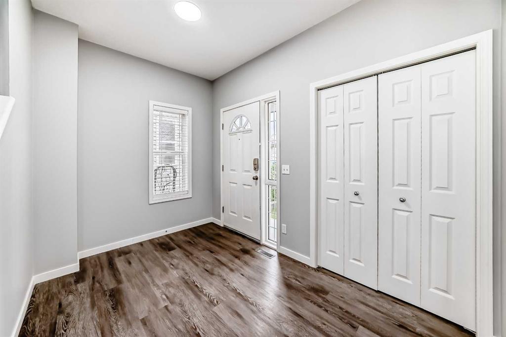 Third View of 114 Valley Crest Close NW, Valley Ridge, Calgary, Alberta, T3B 5W9