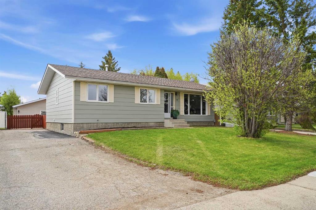 Third View of 35 AYERS Avenue , Anders Park, Red Deer, Alberta, T4S 1S5