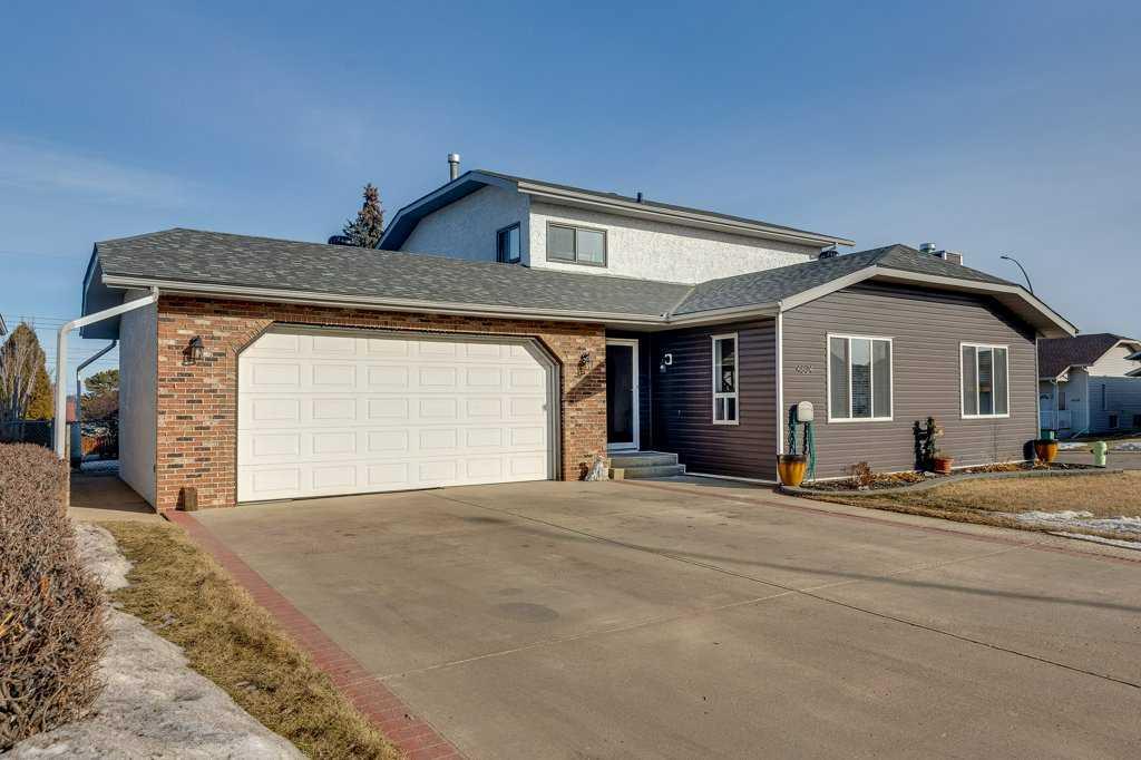 Second View of 4804 44 Street , Central Innisfail, Innisfail, Alberta, T4G 1M7