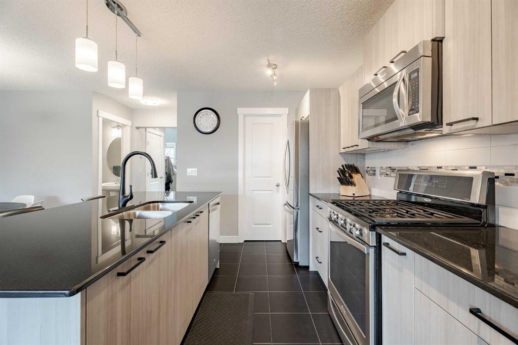 Fifth View of 110 Skyview Ranch Manor NE, Skyview Ranch, Calgary, Alberta, T3N0L9