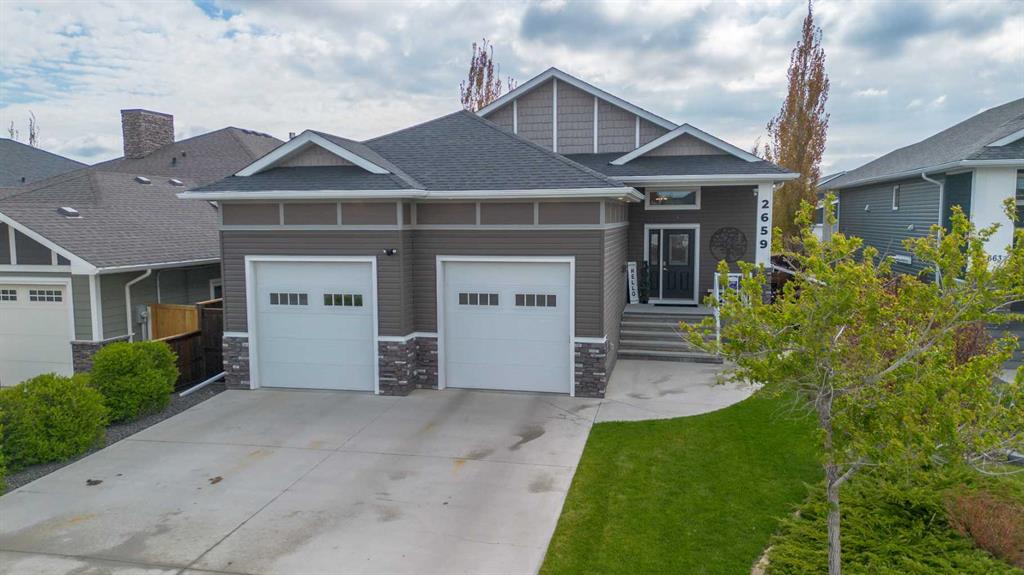 2659 Elm Drive , A2313390, Alberta,