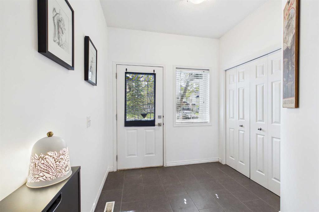 Fourth View of 144 Simcoe Place SW, Signal Hill, Calgary, Alberta, T3H4T7