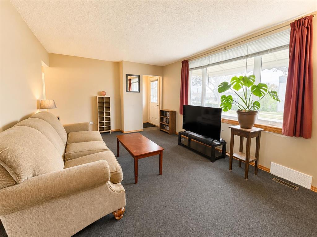 Fifth View of 614 6 Avenue , Wainwright, Wainwright, Alberta, T9W 1B2
