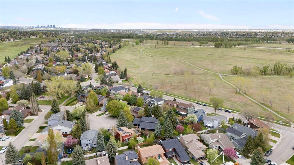 Fourth View of 14207 Deer Run Boulevard SE, Deer Run, Calgary, Alberta, T2J 6J3