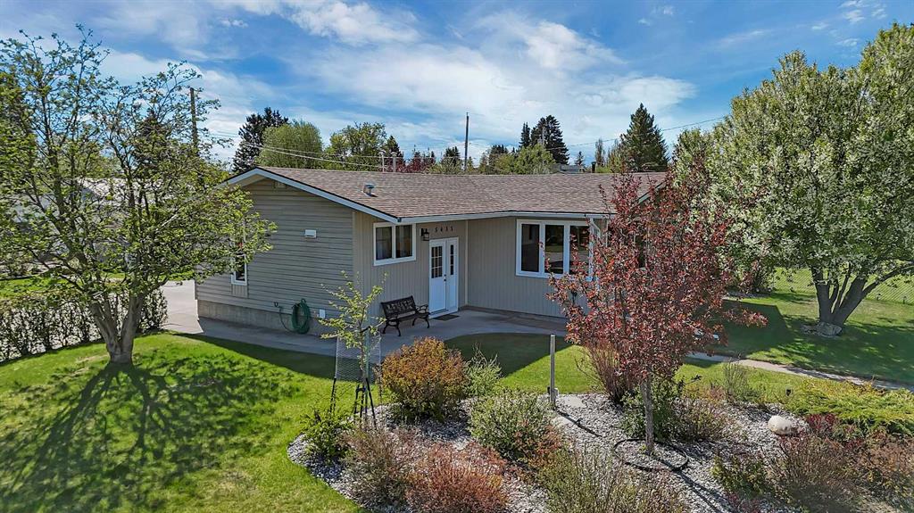 Second View of 5435 54 Street , Rocky Mtn House, Rocky Mountain House, Alberta, T4T 1A1