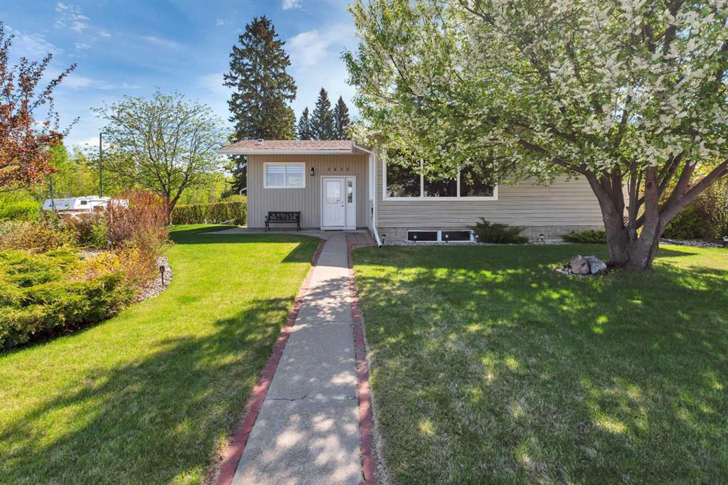 Third View of 5435 54 Street , Rocky Mtn House, Rocky Mountain House, Alberta, T4T 1A1