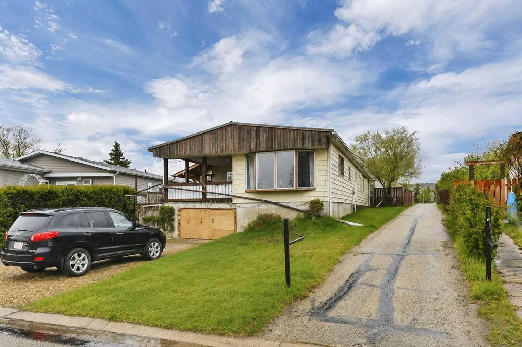 36 Hearthstone Drive , A2313522, Alberta,