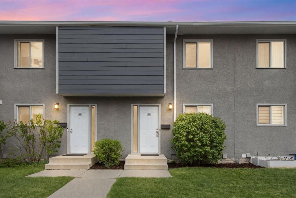 Second View of 36, 219 90 Avenue SE, Acadia, Calgary, Alberta, T2J 0A3