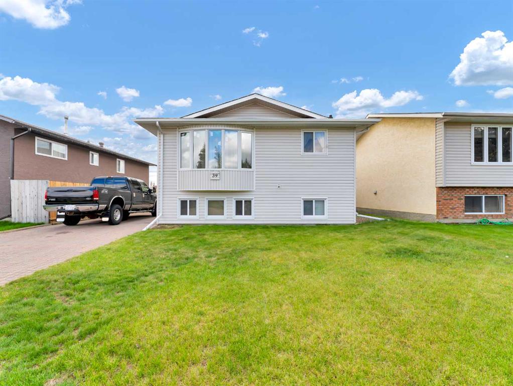 39 Rae Crescent SE, A2313657, Alberta,