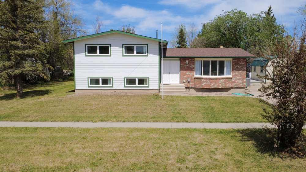 67 E 200 S  , A2313698, Alberta,