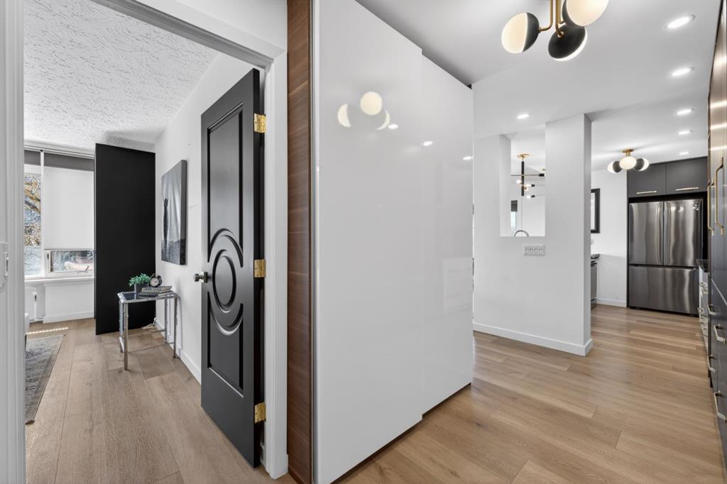 Third View of 401, 3204 Rideau Place SW, Rideau Park, Calgary, Alberta, T2S1Z2