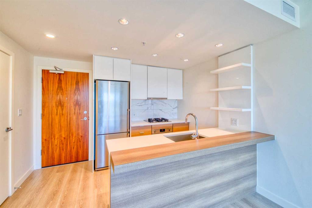 Third View of 1604, 108 Waterfront Court SW, Chinatown, Calgary, Alberta, T2P 1K7