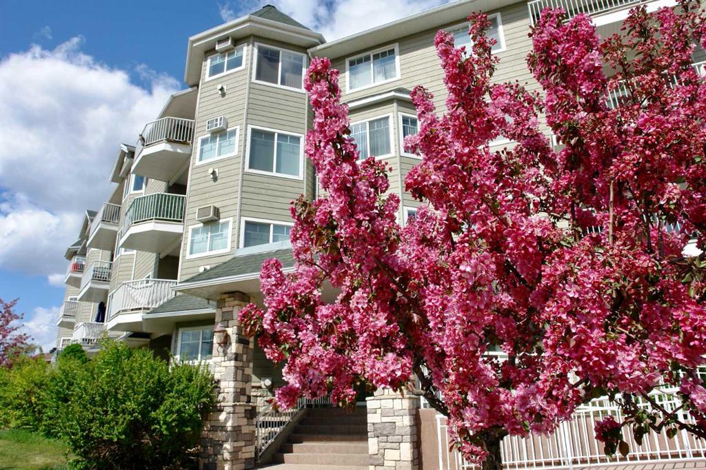 Third View of 205, 9918 Gordon Avenue , Downtown, Fort McMurray, Alberta, T9H5L1
