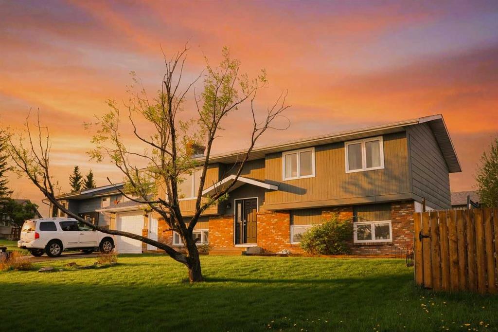 31 Schofield Place , A2313763, Alberta,