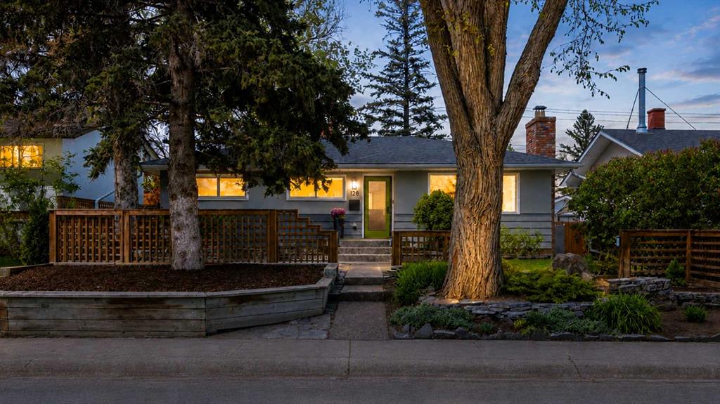 Third View of 128 78 Avenue SE, Fairview, Calgary, Alberta, T2H 1C4