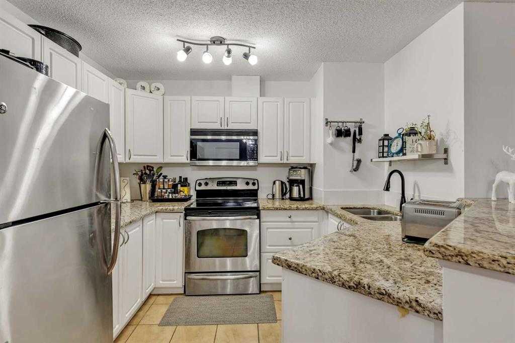 Fourth View of 109, 428 Chaparral Ravine View SE, Chaparral, Calgary, Alberta, T2X 0N2