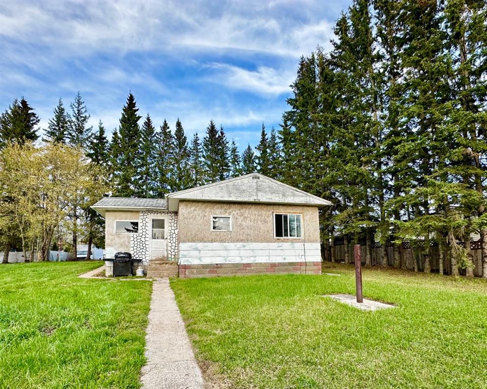 Third View of 905 & 909 10th Street , Hylo, Hylo, Alberta, T0A 1Z0