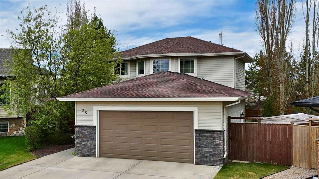 Second View of 35 Lang Close , Lonsdale, Red Deer, Alberta, T4R 3N3