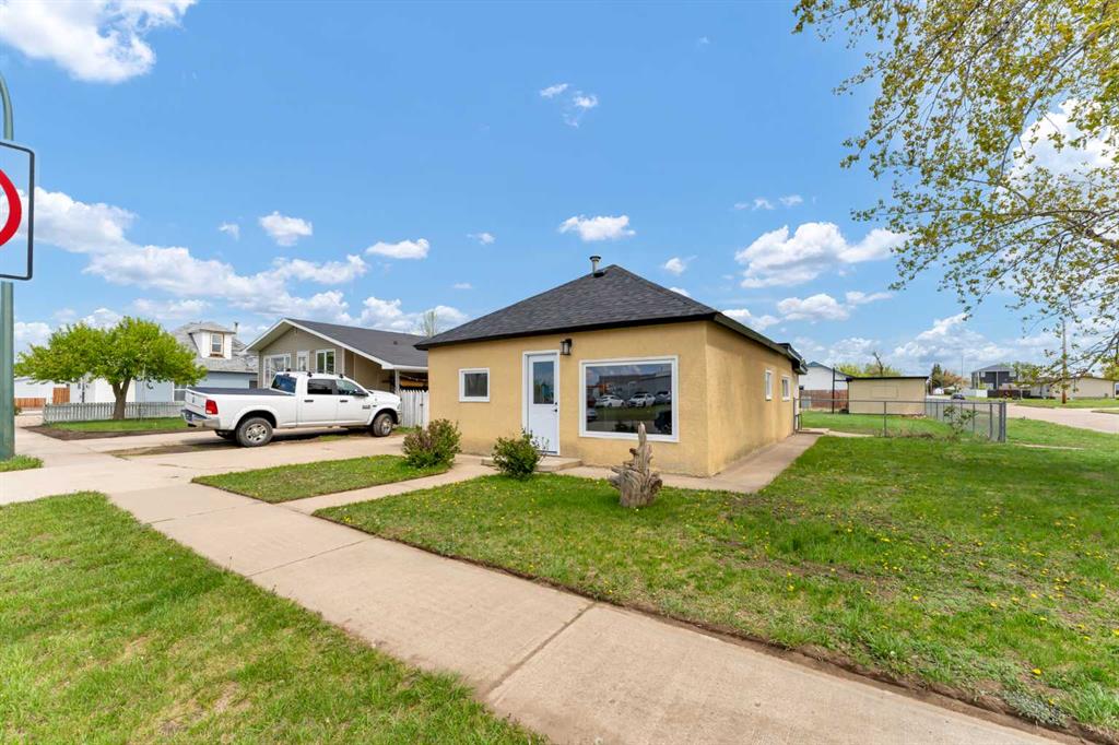 837 Main Street S, A2313911, Alberta,
