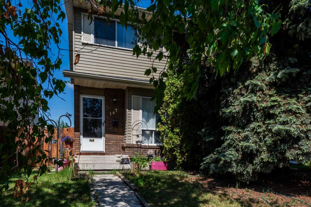 Third View of 167 Erin Mount Place SE, Erin Woods, Calgary, Alberta, T2B 2T3