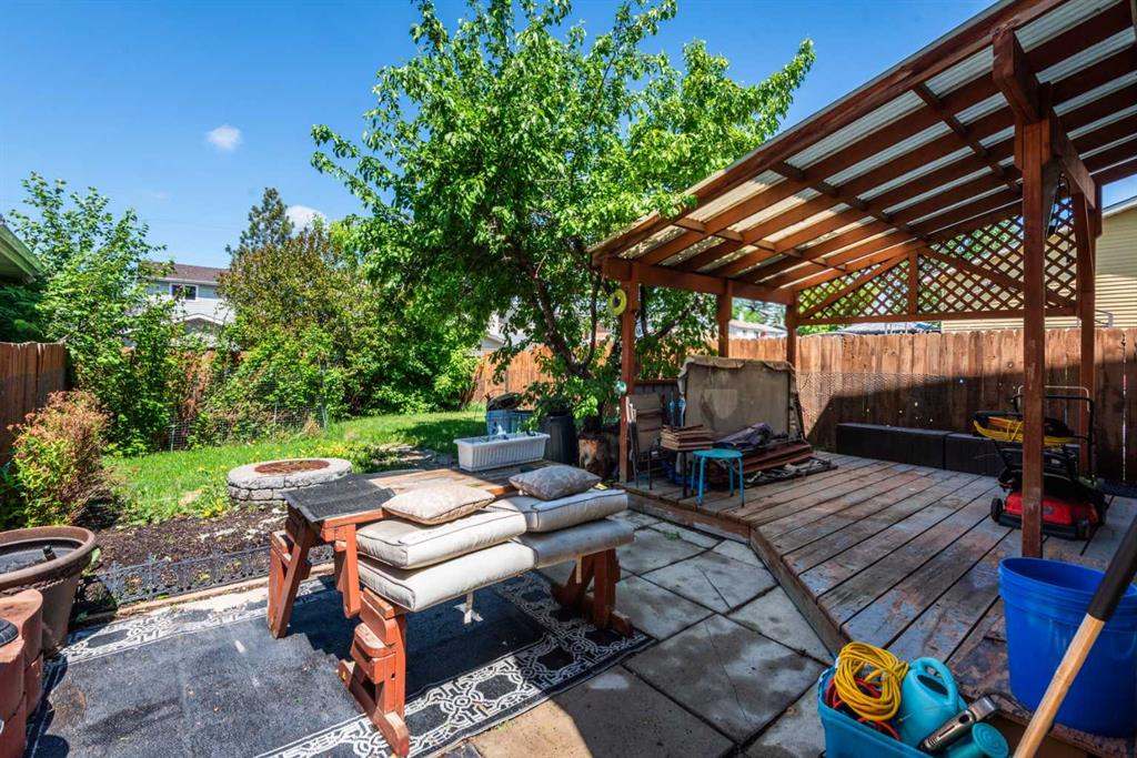 Fourth View of 167 Erin Mount Place SE, Erin Woods, Calgary, Alberta, T2B 2T3