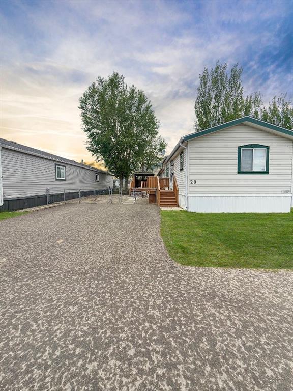 Second View of 20, 1712 23St Street , NONE, Coaldale, Alberta, T1M 1E3