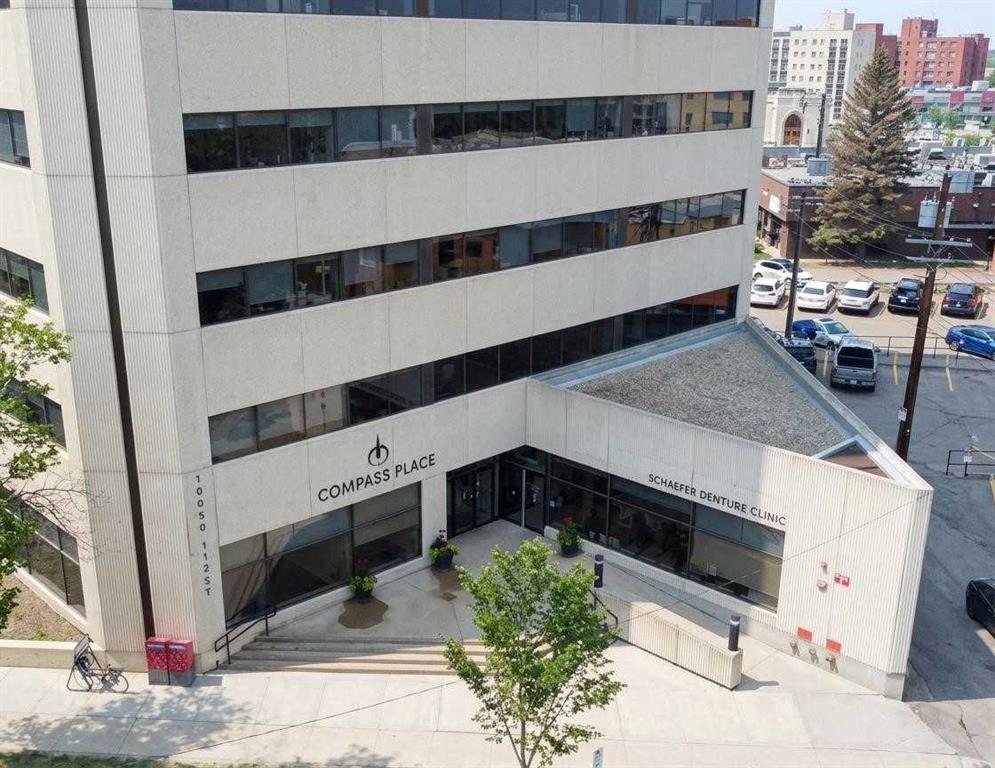 Third View of 10050, 112 Street  NW, Oliver, Edmonton, Alberta, T5K 2J1