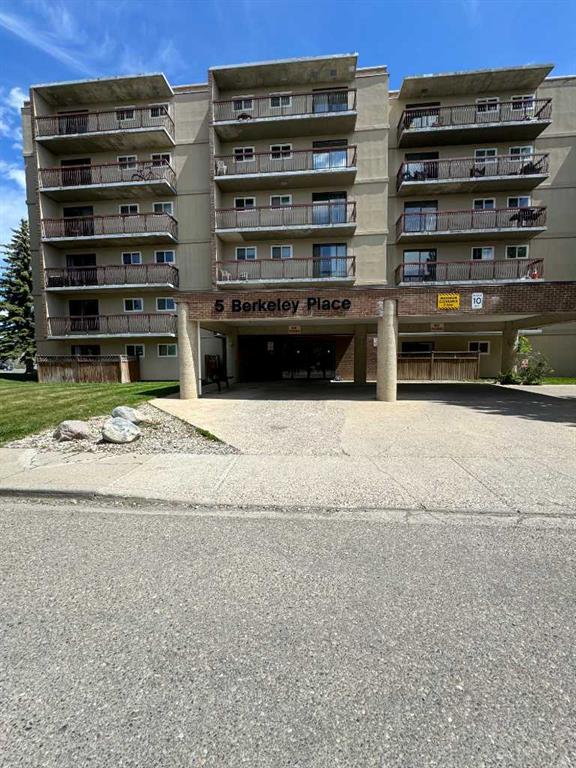 617, 5 Berkeley Place W, A2314109, Alberta,