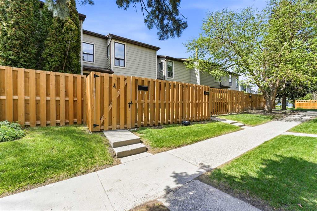 4, 106 Grier Terrace NE, A2314159, Alberta,