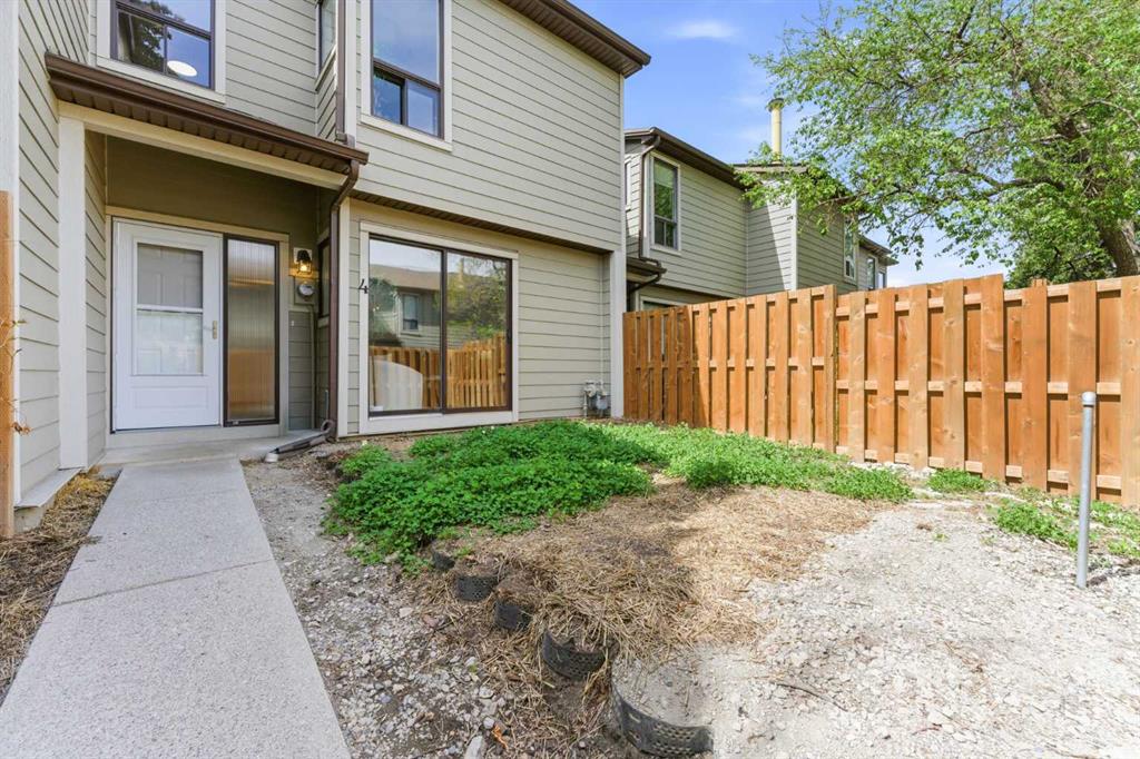 Fourth View of 4, 106 Grier Terrace NE, Greenview, Calgary, Alberta, T2K 5Y6