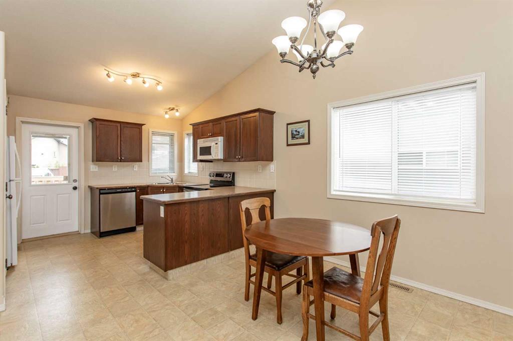 Third View of 109 Inglewood Drive , Inglewood West, Red Deer, Alberta, T4R 0B2