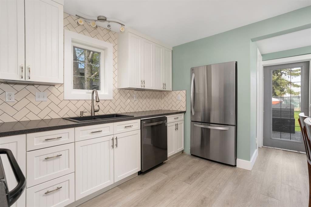 Fourth View of 1018 Moville Street , Ohaton, Ohaton, Alberta, T0B 3P0