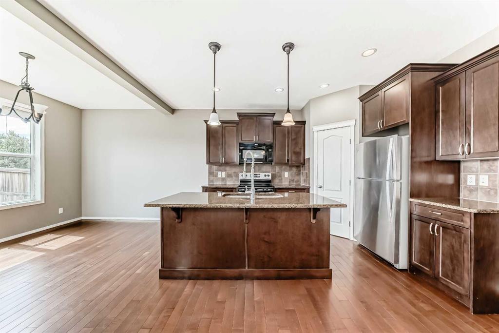 Fifth View of 196 Cranberry Circle SE, Cranston, Calgary, Alberta, T3M 0N8