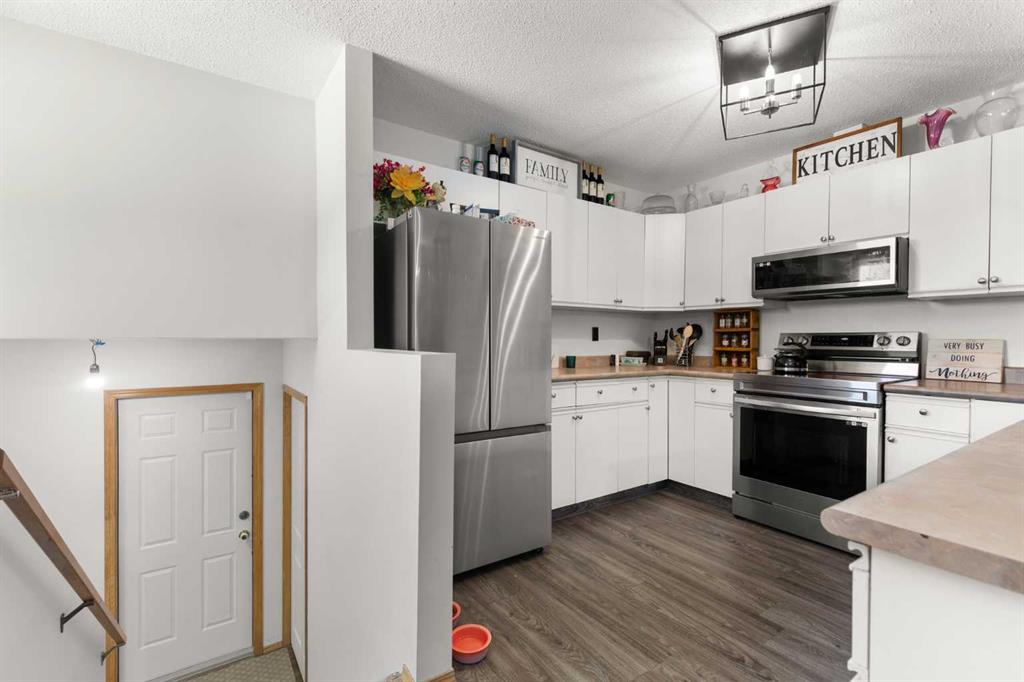 Fifth View of 49 Sage Place SE, SE Southridge, Medicine Hat, Alberta, T1B4H2