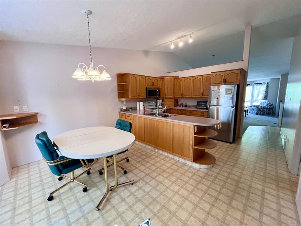 Third View of 166 Hallam Drive , Hardisty, Hinton, Alberta, T7V 2C3