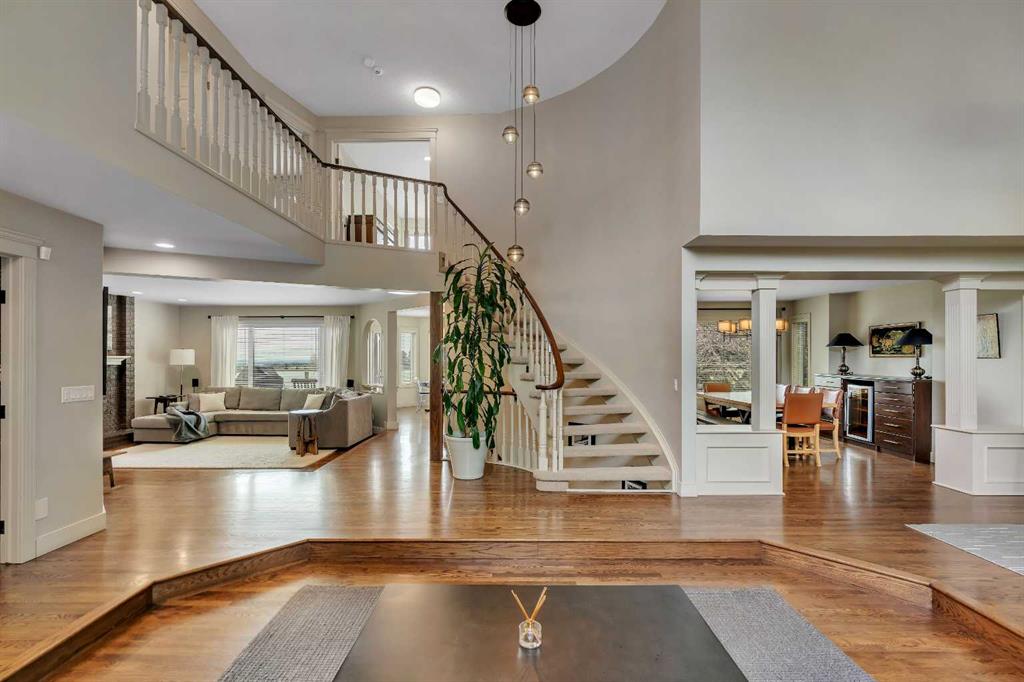 Third View of 19 Coach Gate Way SW, Coach Hill, Calgary, Alberta, T3H 1L7