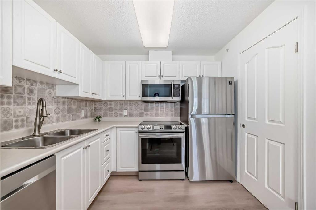 MLS® listing #111413096 for sale located at 412, 5000 Somervale Court SW
