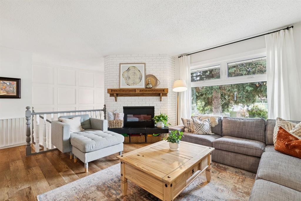 Fifth View of 432 Queensland Road SE, Queensland, Calgary, Alberta, T2J4G9