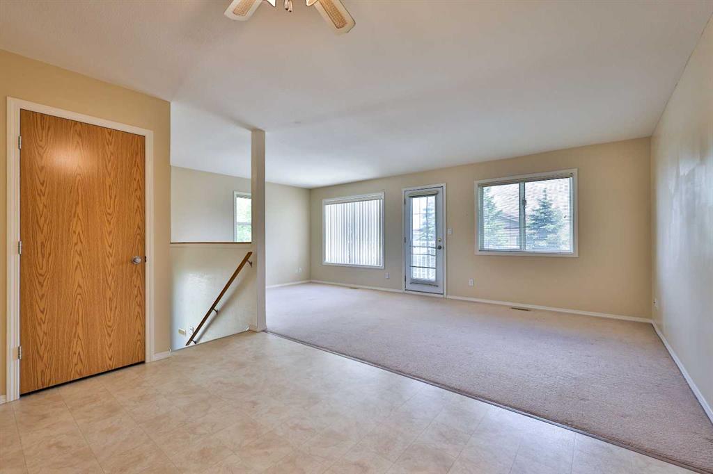 Fifth View of 1, 43 Highlands Place W, West Highlands, Lethbridge, Alberta, T1J 4Y3