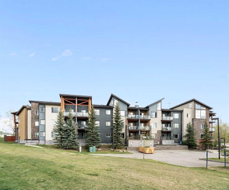 Third View of 110, 3950 46 Avenue NW, Varsity, Calgary, Alberta, T3A0P9