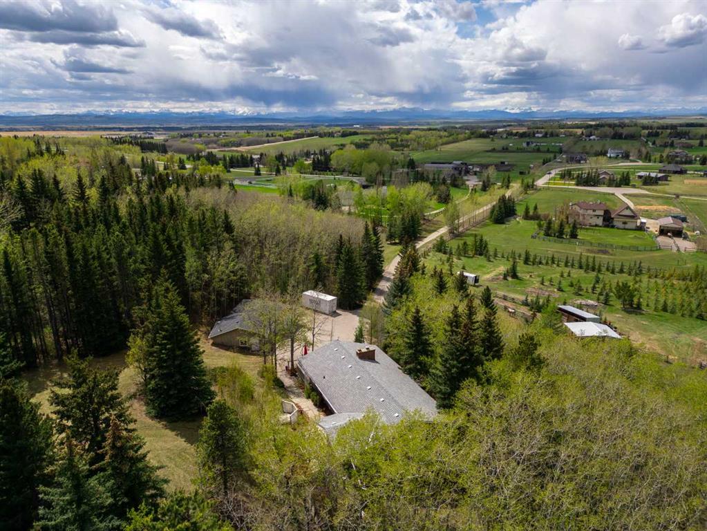 MLS® listing #111418683 for sale located at 244098 Panorama Ridge SW