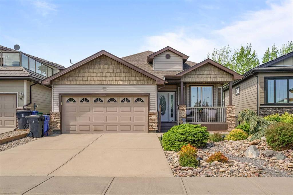605 Sunridge Crescent W, A2314461, Alberta,
