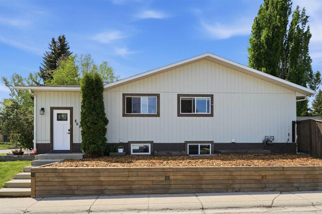Second View of 865 Queensland Drive SE, Queensland, Calgary, Alberta, T2J 5E4