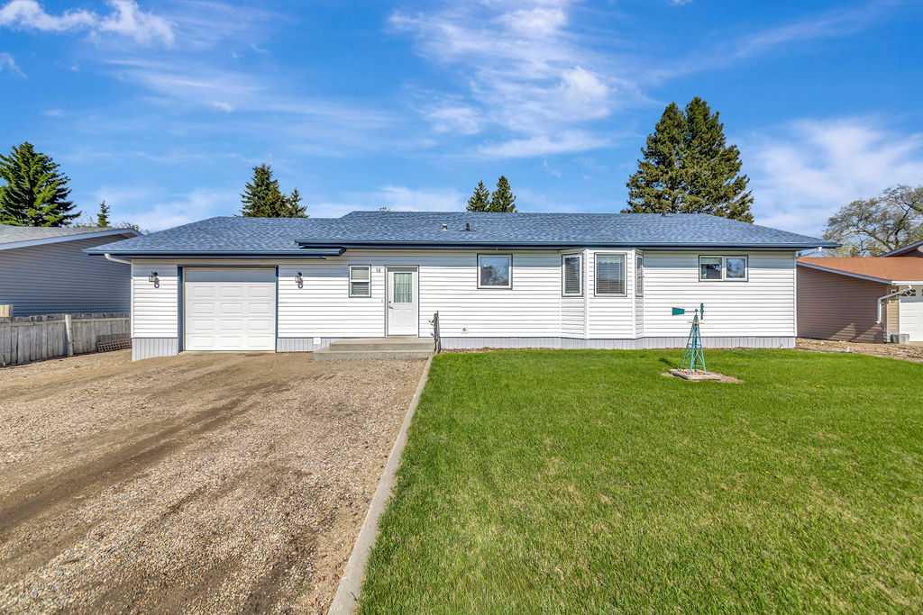 16 1st Street W, A2314506, Saskatchewan,