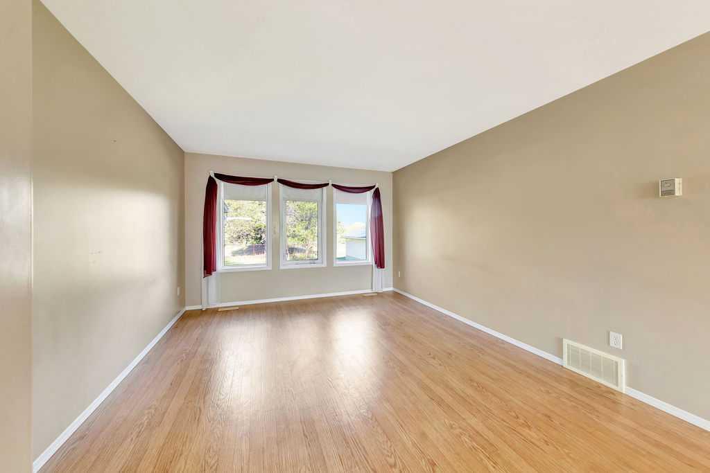 Fourth View of 16 1st Street W, NONE, Neilburg, Saskatchewan, S0M 2C0